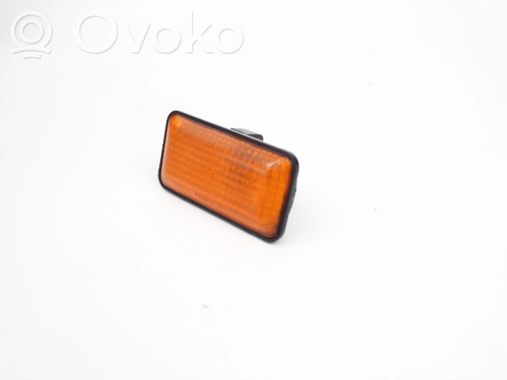 Volkswagen Golf III Seitenblinker 