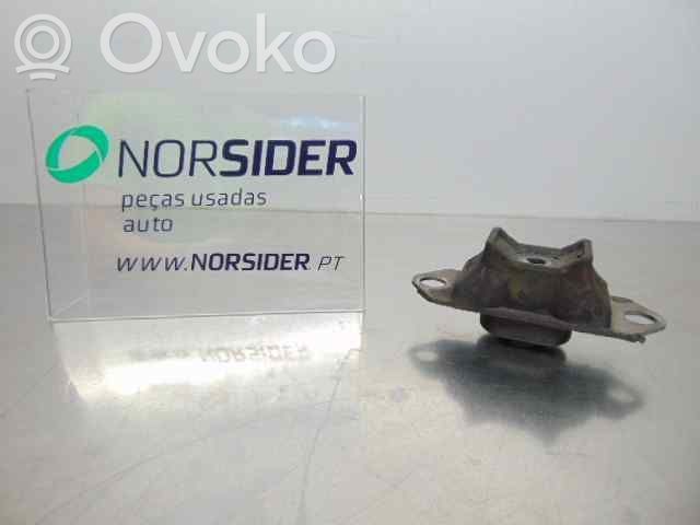 Renault Scenic II -  Grand scenic II Engine mount bracket 