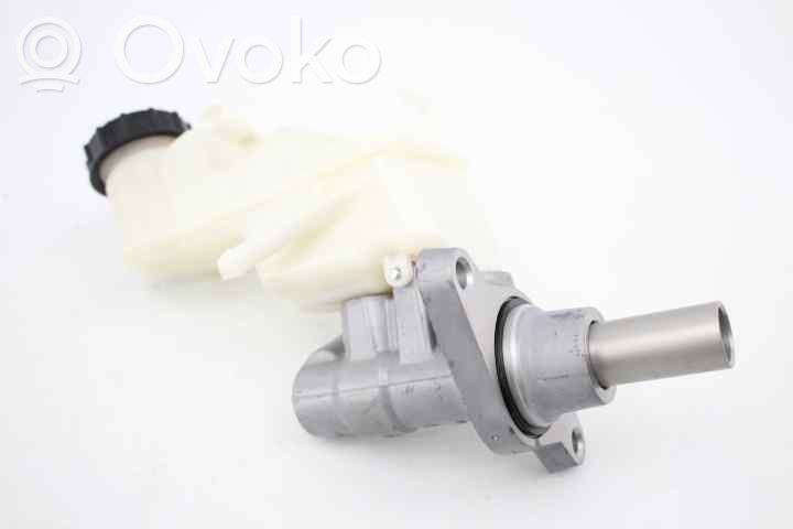 Toyota Yaris Główny cylinder hamulca 