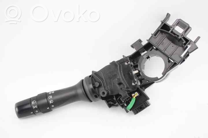 Toyota Yaris Wiper turn signal indicator stalk/switch 