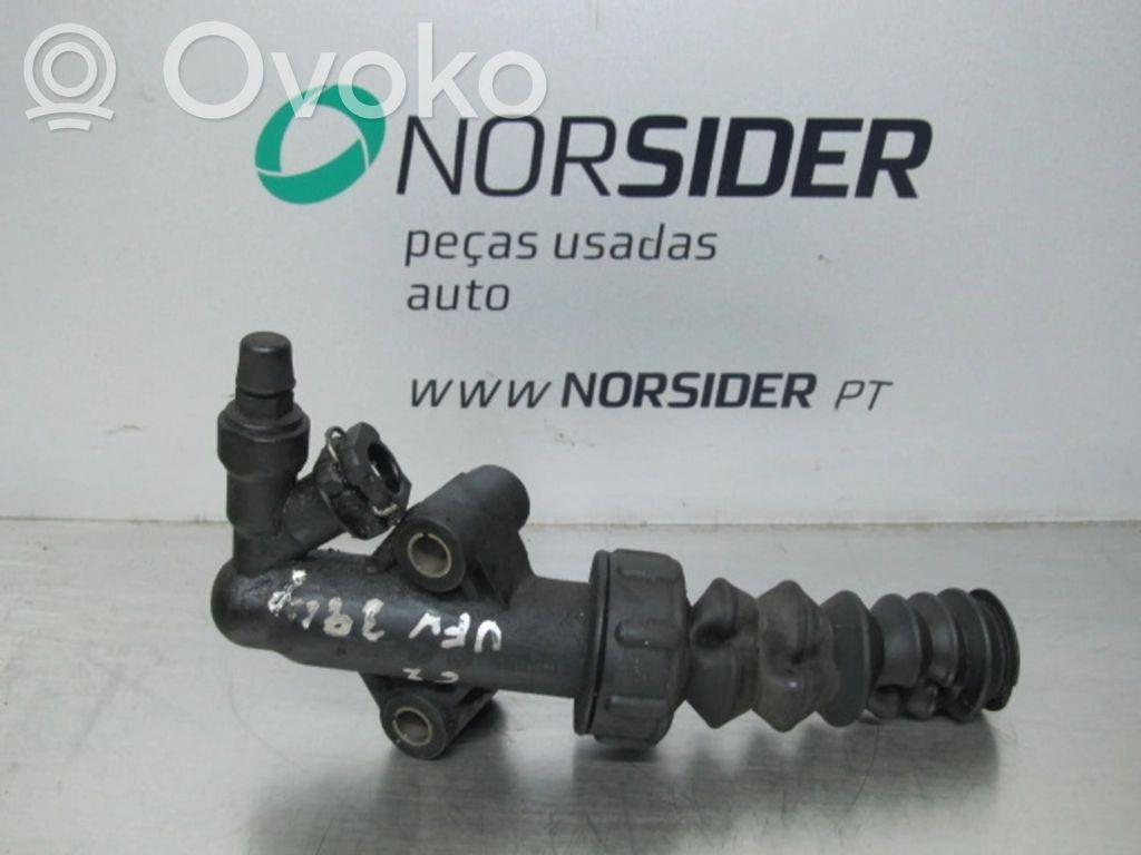 Citroen C2 Kytkimen apusylinteri 