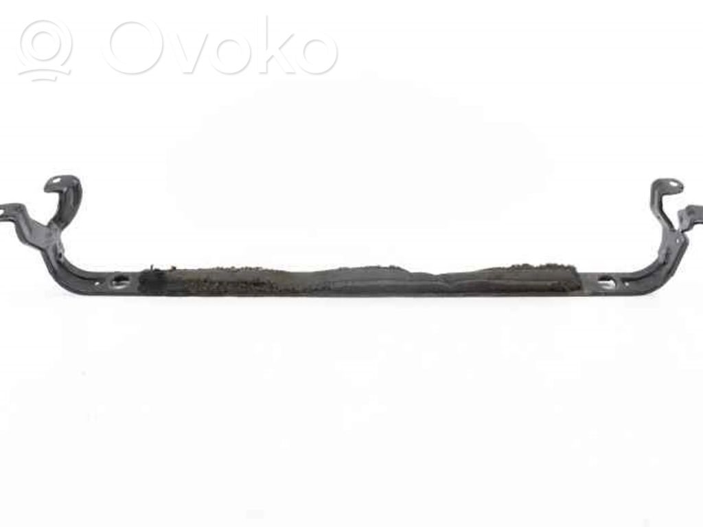 Ford C-MAX I Radiatoru paneļa apakšējā daļa (televizora) 