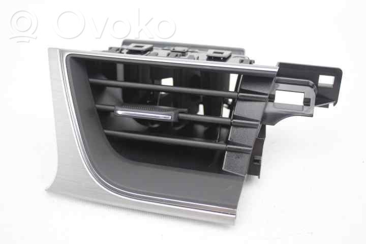 Renault Captur Moldura protectora de la rejilla de ventilación lateral del panel 