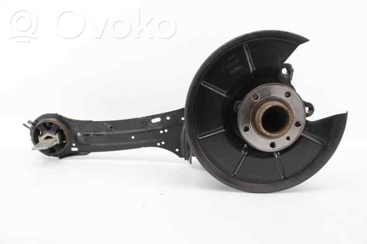 Volvo S60 Zwrotnica koła tylnego 