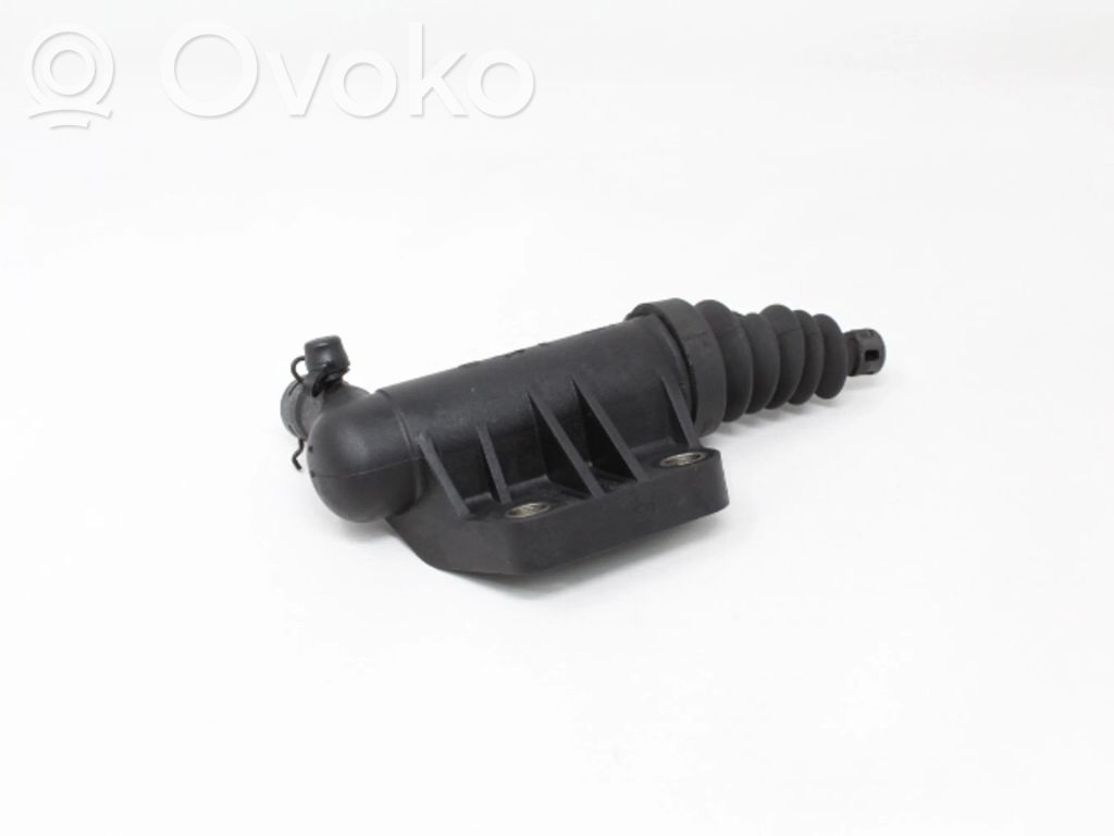 Fiat Punto (188) Kytkimen apusylinteri 