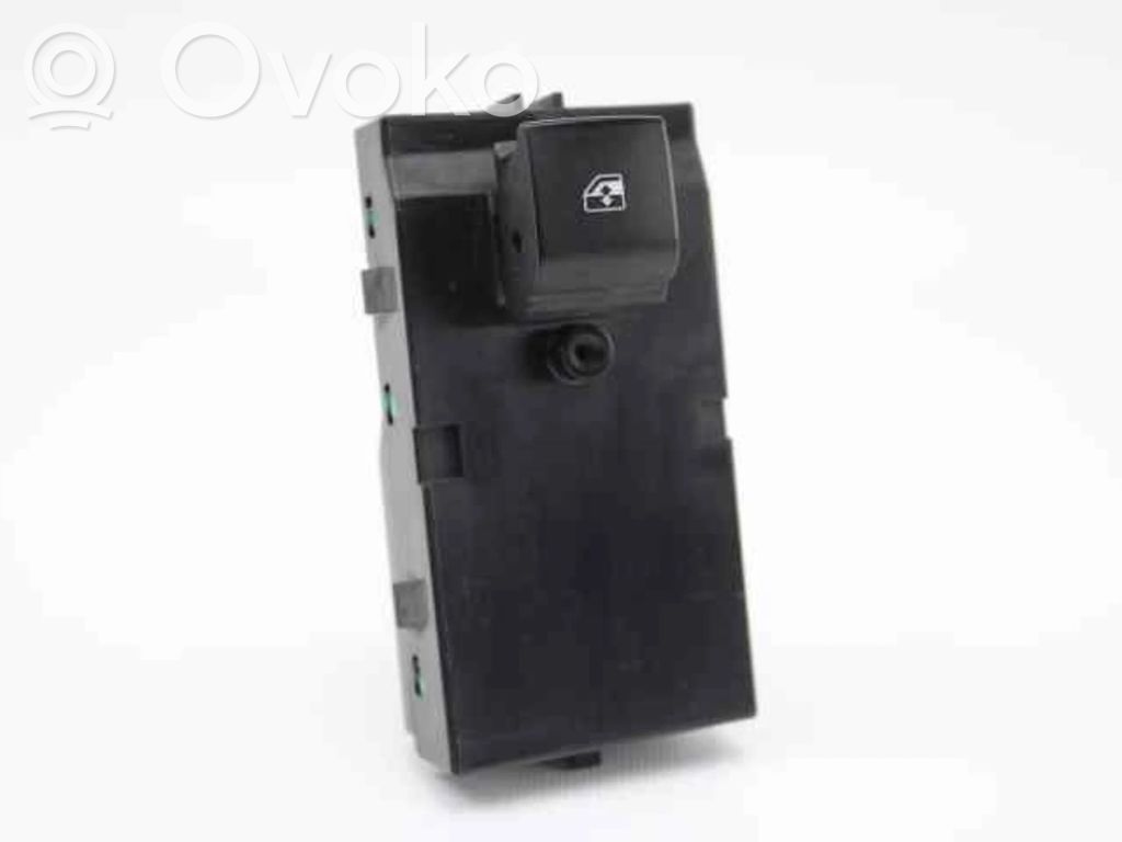Chevrolet Cruze Electric window control switch 