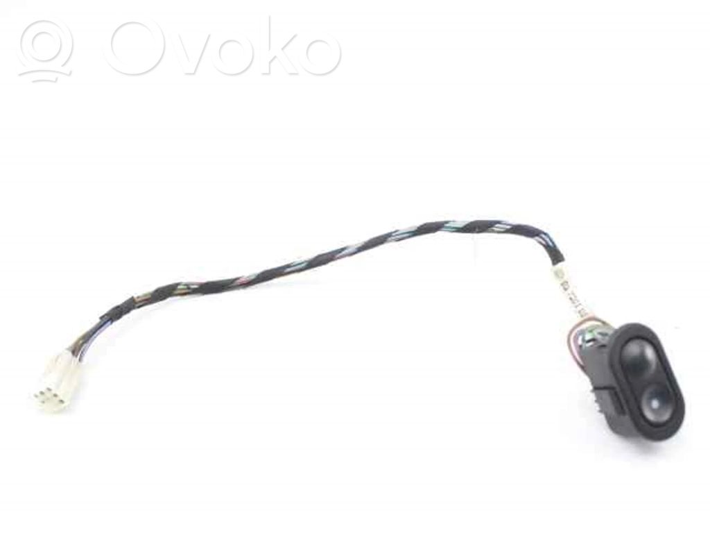 Opel Corsa B Elektrisko logu slēdzis 