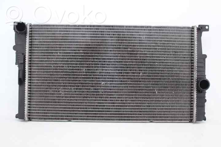 BMW 3 F30 F35 F31 Aušinimo skysčio radiatorius 