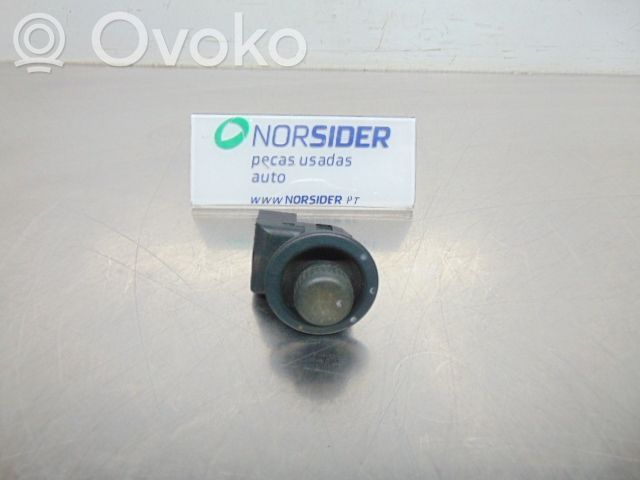 Renault Scenic I Wing mirror switch 
