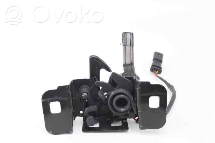 Opel Astra K Tie down hook / loop 