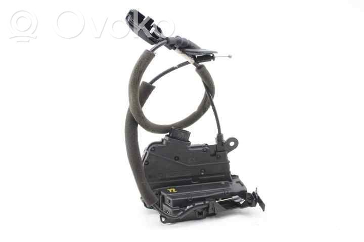 Renault Captur Front door lock 