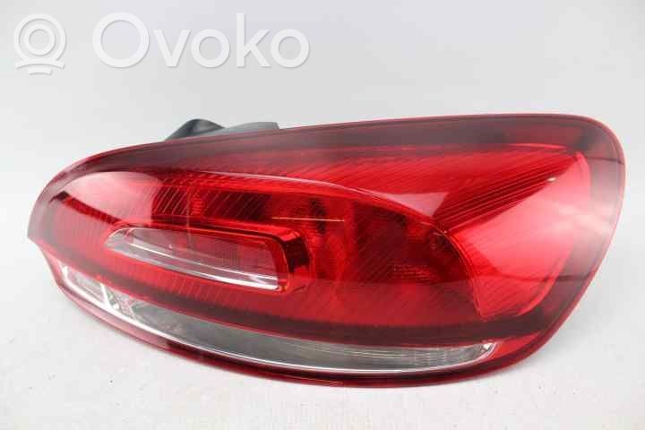 Takavalot   1K8945096R,1K8945096M
