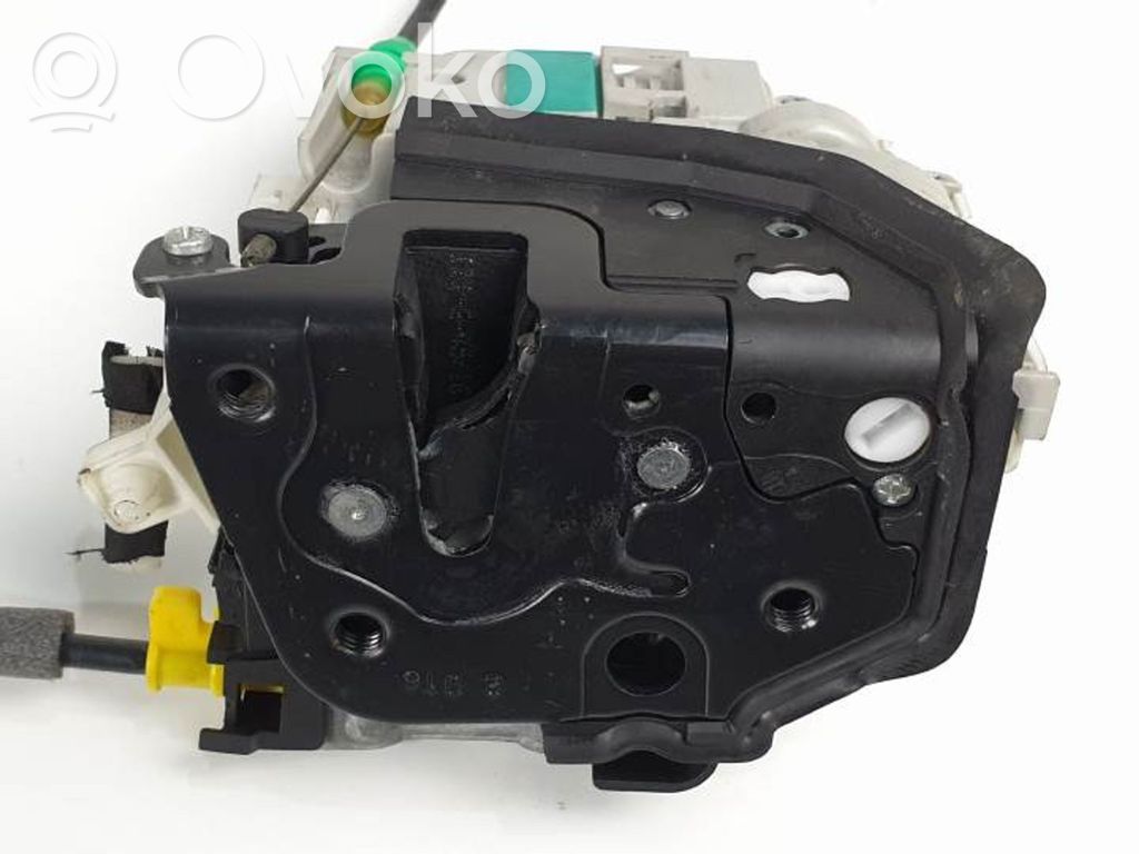 Front door lock   8W0959802