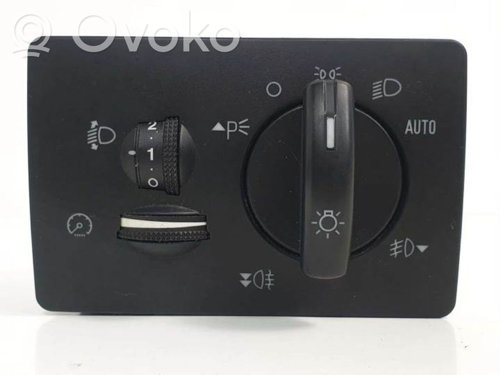 Interruptor de luz   7M5T13A024DA
