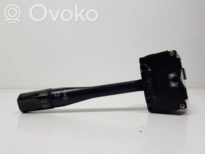 Lukturu slēdzis   2M10239