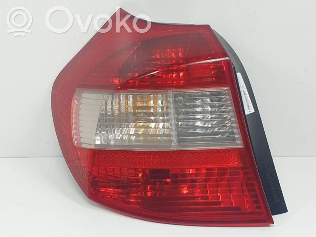 Tailgate rear/tail lights   692450112