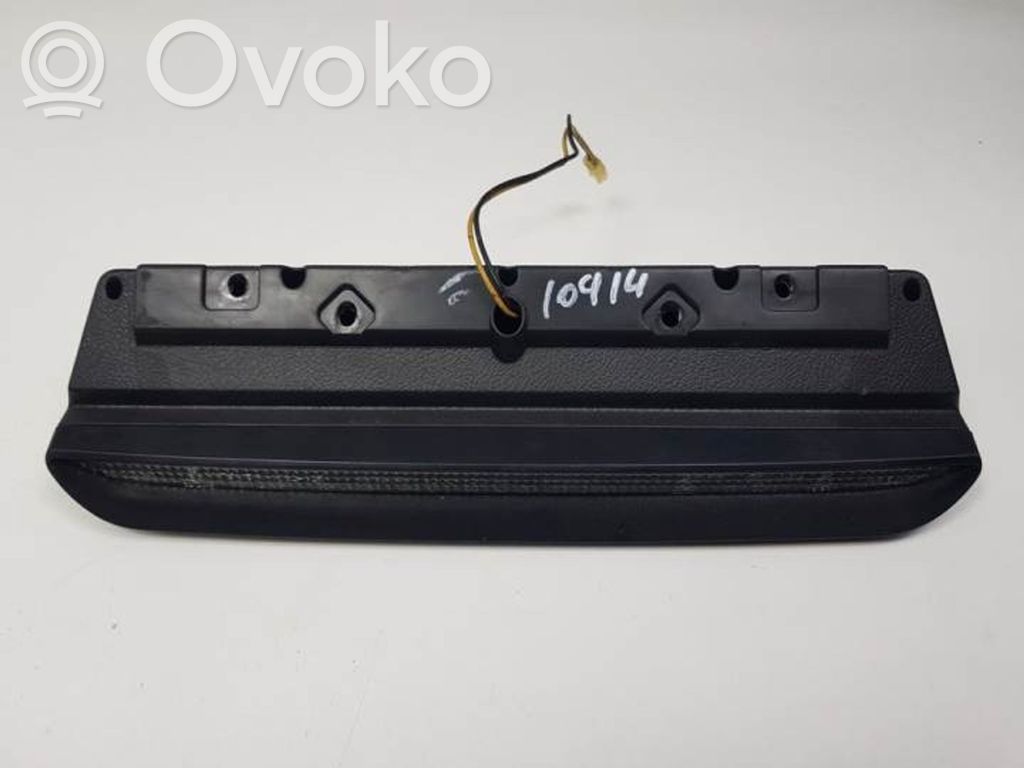 Subaru Forester SH Third/center stoplight 