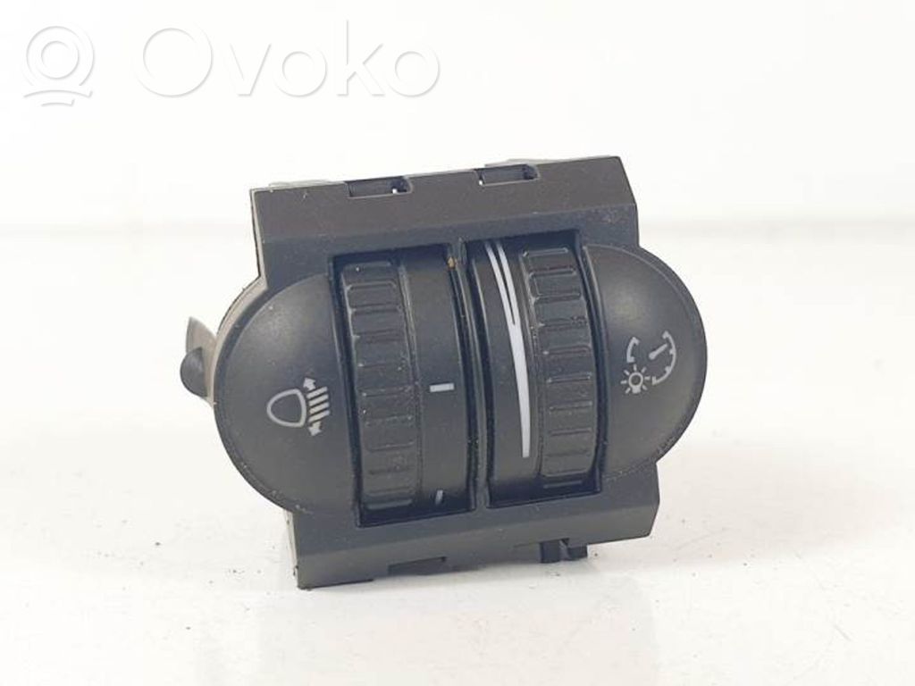 Light switch   1Q0941333