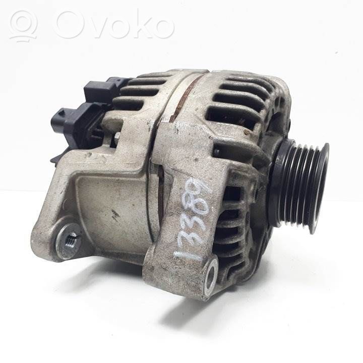 Opel Corsa D Alternador 
