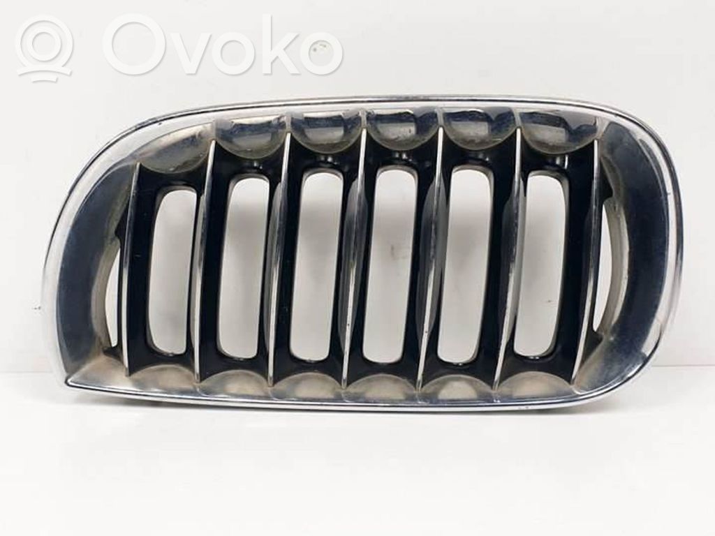 Front grill   5113340290902