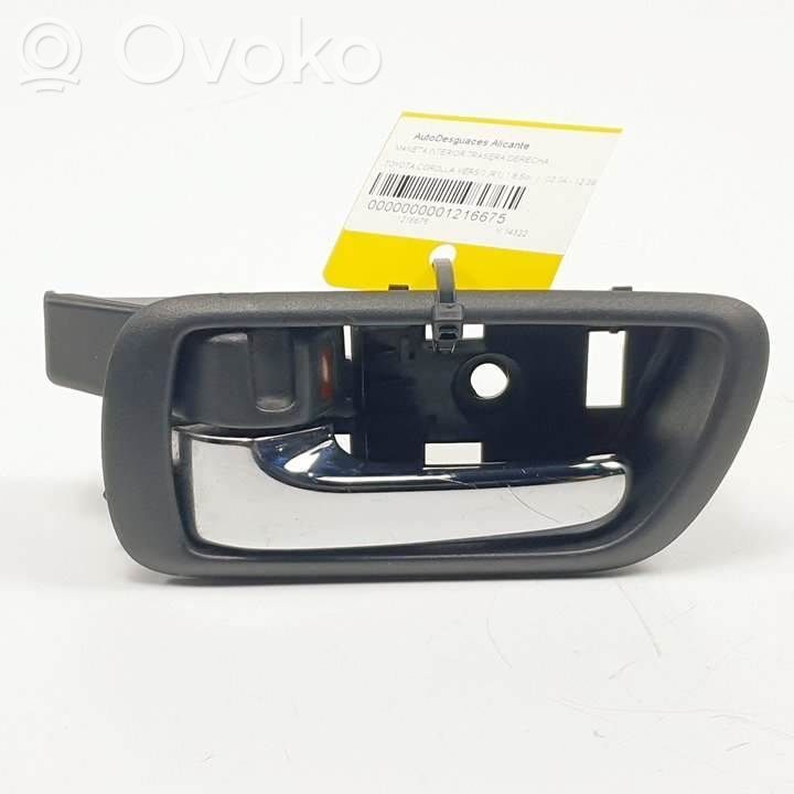 Manecilla interna puerta trasera   692060F010