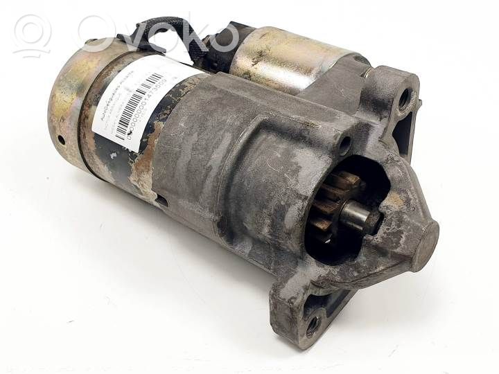 Nissan Almera N16 Electromotor