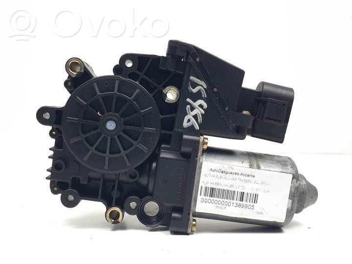 Audi A4 S4 B5 8D Motorino alzacristalli della portiera posteriore