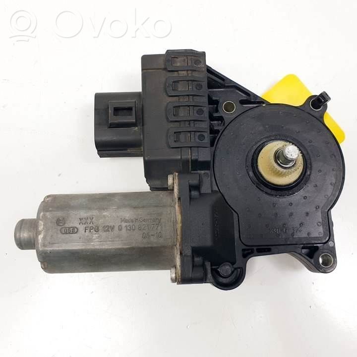 Ford Mondeo Mk III Motorino alzacristalli della portiera anteriore