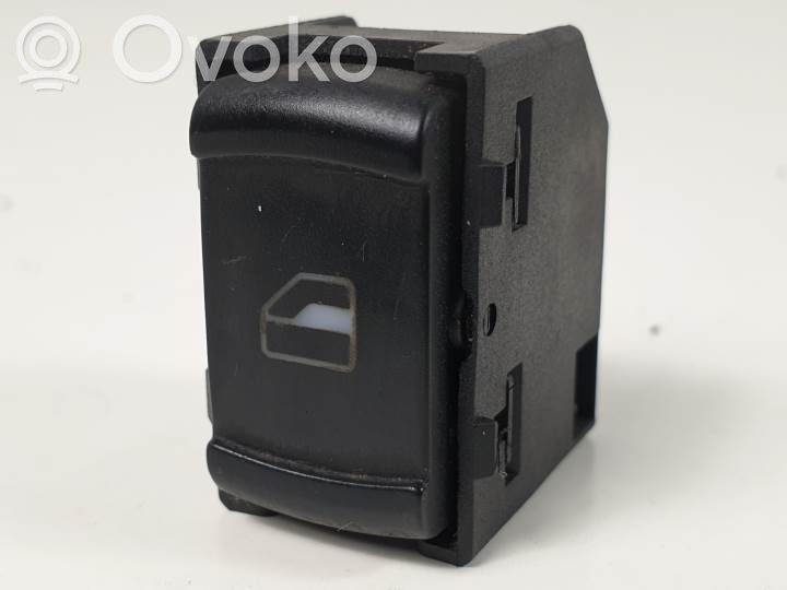 Interruptor del elevalunas eléctrico   3B0959855