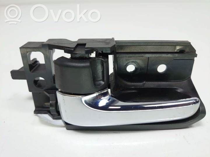 Toyota Avensis T250 Maniglia interna per portiera posteriore