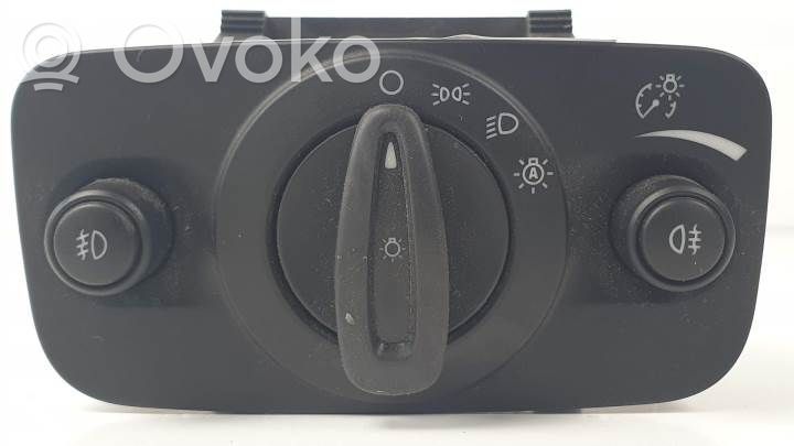 Przełącznik świateł   AV6T13A024EC,10099414