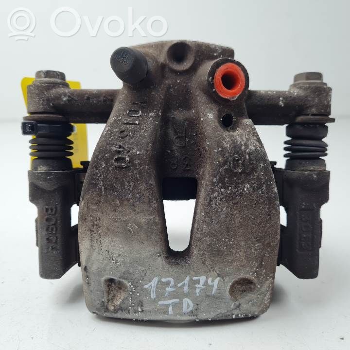 Toyota Avensis T250 Pinza del freno posteriore