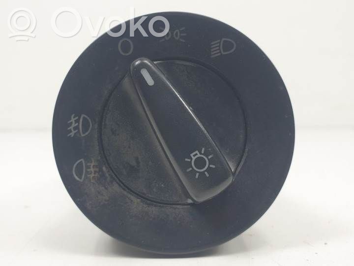 Interruptor de luz   1C0941531A