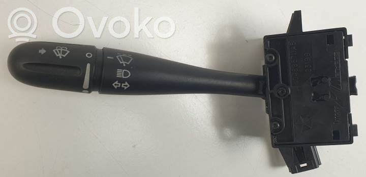 Suuntavilkun vipu   04685711AB