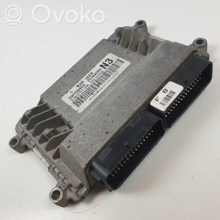 Unidad de control/módulo del motor   5WY5992A