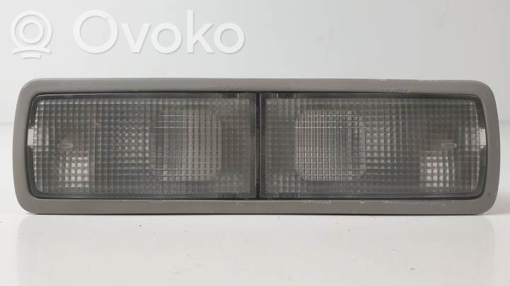 Luz del asiento delantero
