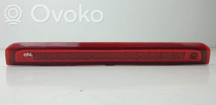 Kolmas/lisäjarruvalo   927002R0