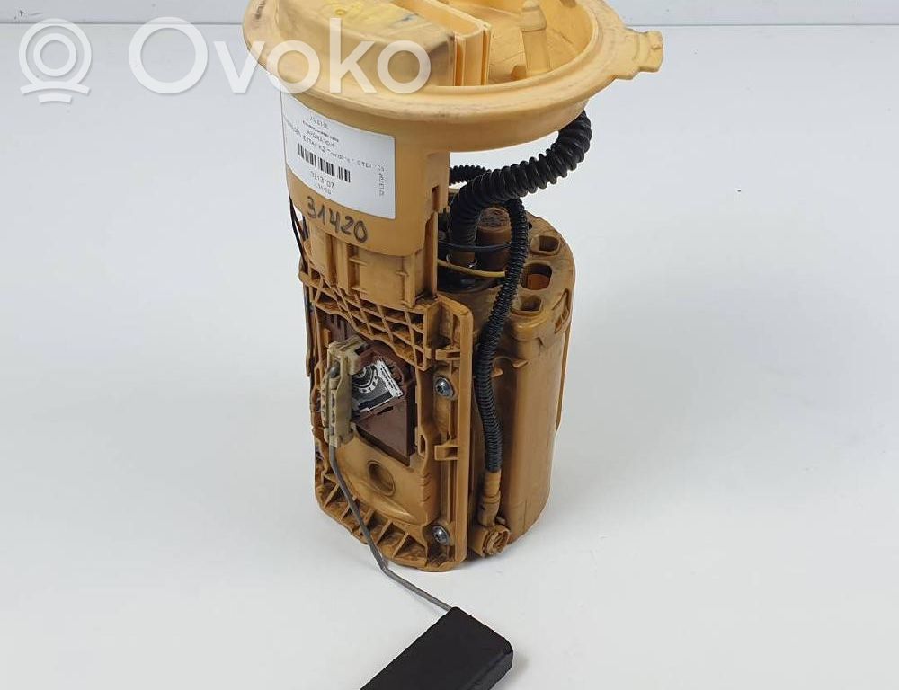 Volkswagen Jetta V Polttoainesäiliön pumppu 