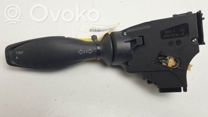 Indicator stalk   J7BT13335BA