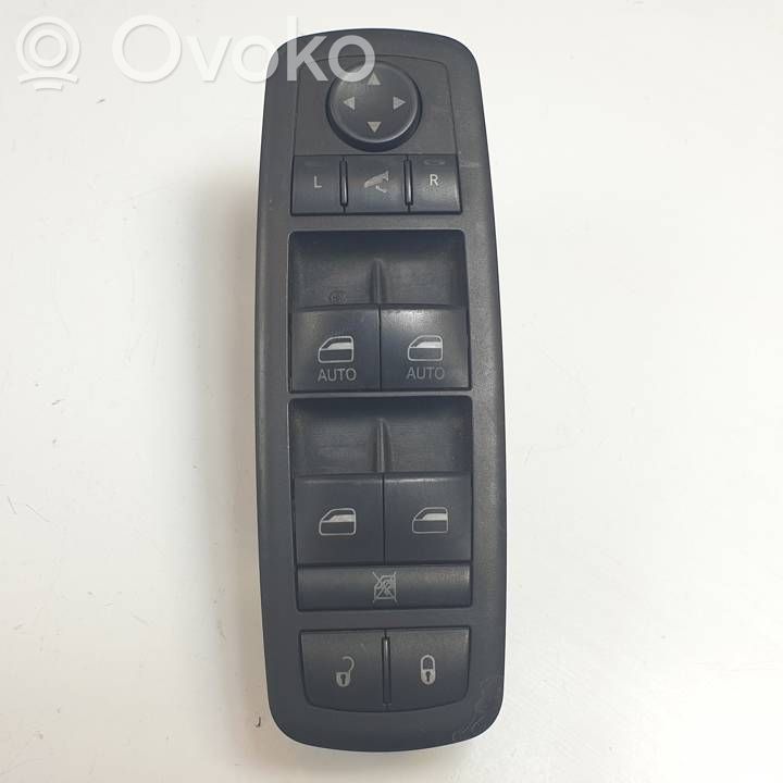 Jeep Cherokee Electric window control switch 