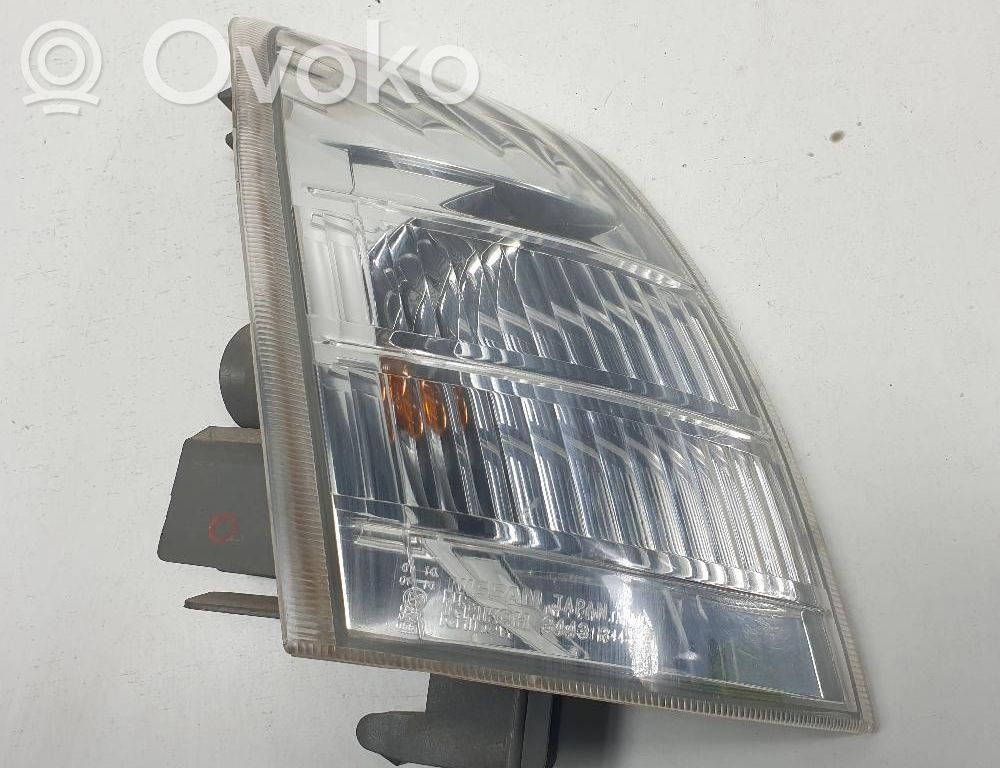 Nissan X-Trail T30 Far
