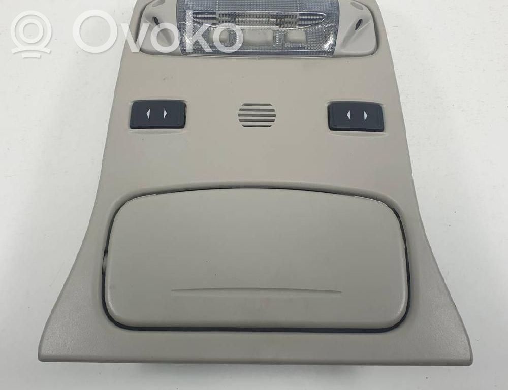Ford Galaxy Etuistuimen valo 