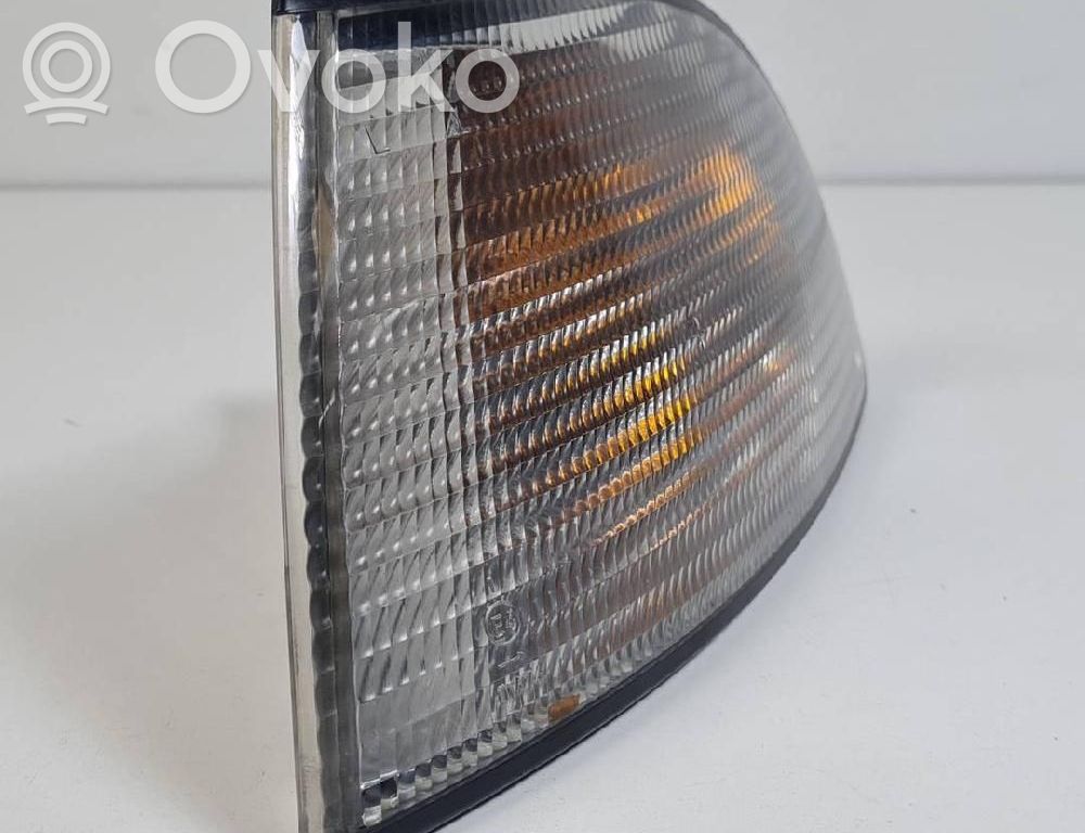 Audi A4 S4 B5 8D Phare frontale 