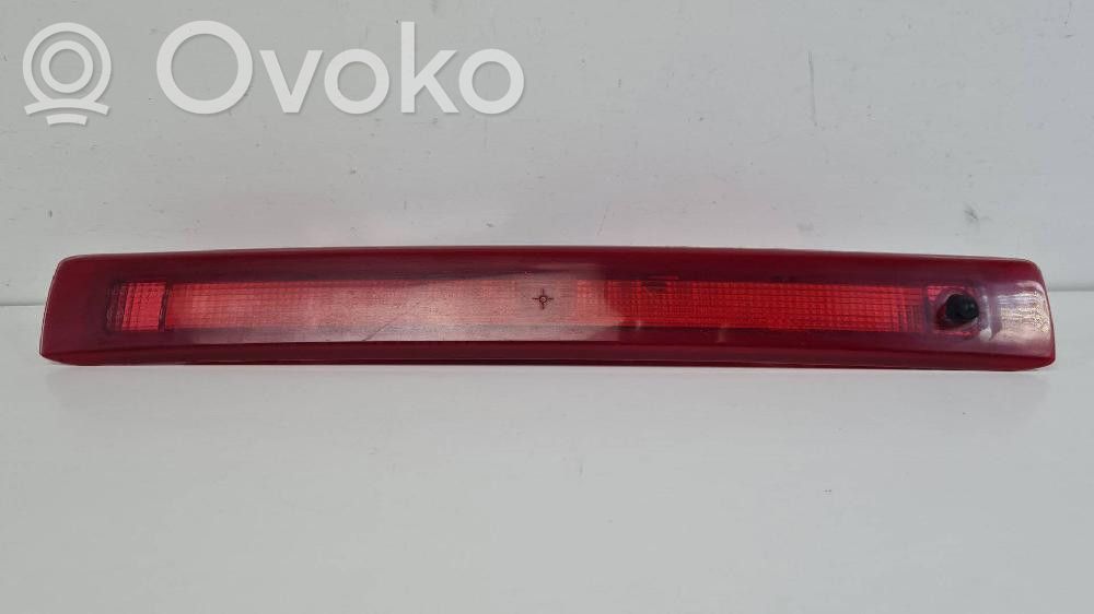 Renault Clio III Kolmas/lisäjarruvalo 