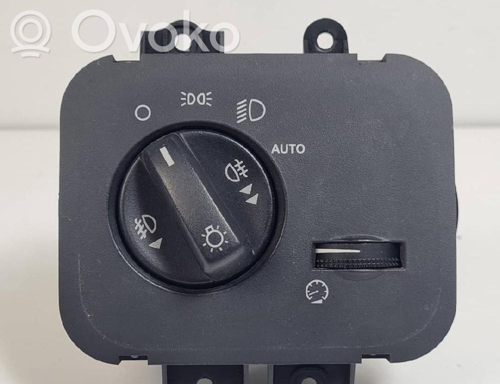 Interruttore luci   YUD501220PVJ