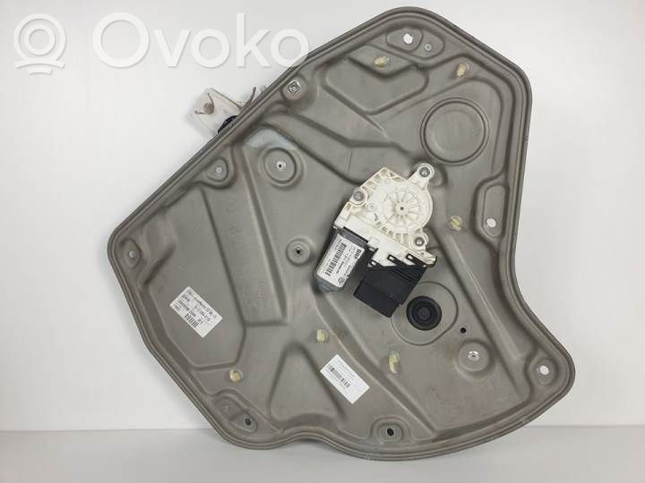 Regulador manual de la ventanilla trasera   1Z0839655B