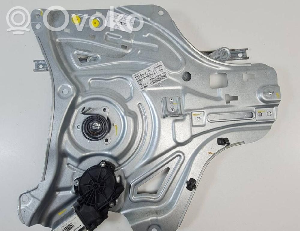 Hyundai ix35 Elektryczny podnośnik szyby drzwi przednich