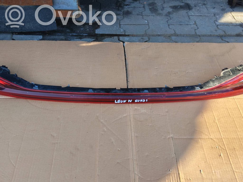 Seat Leon IV Takaluukun/tavaratilan spoileri 