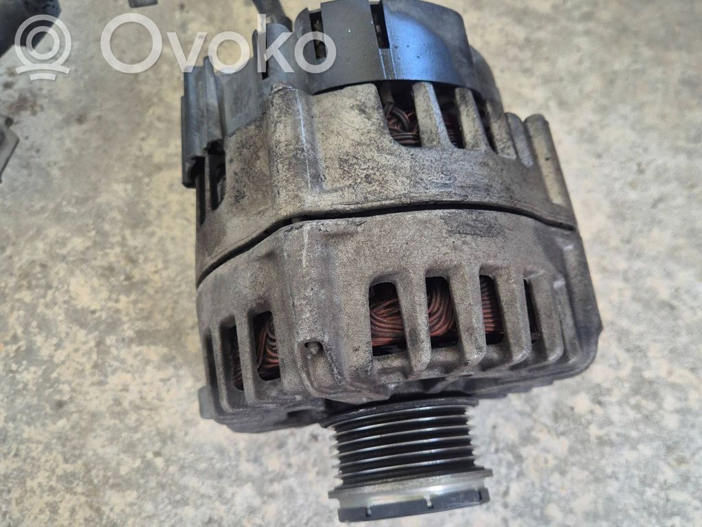 Volkswagen Touareg II Alternator 