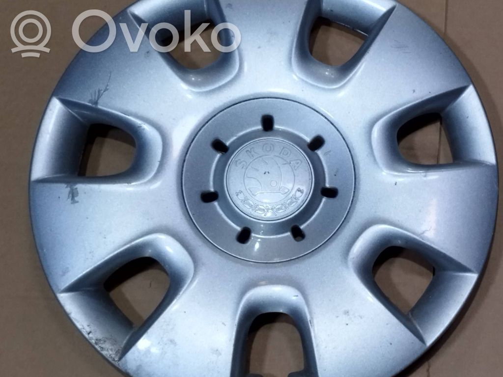 Skoda Fabia Mk2 (5J) Kołpaki oryginalne R15 